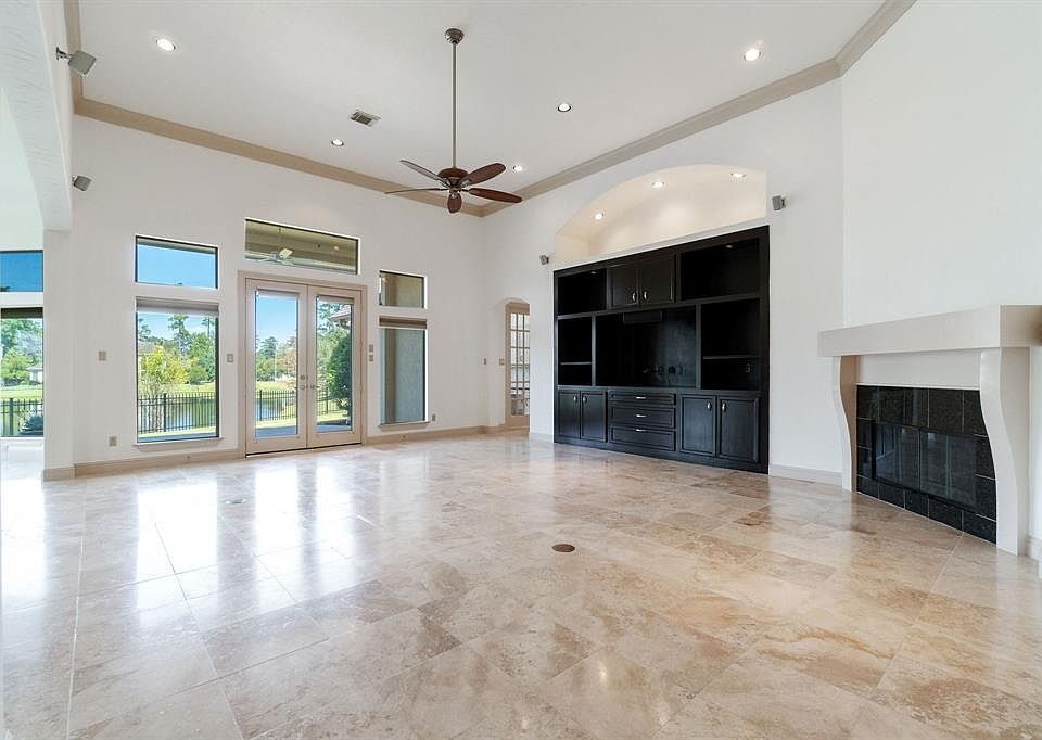 1st image of 25214 Metzler Creek Dr
