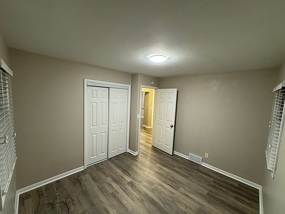 4th image of 2651 E Sheridan Ave