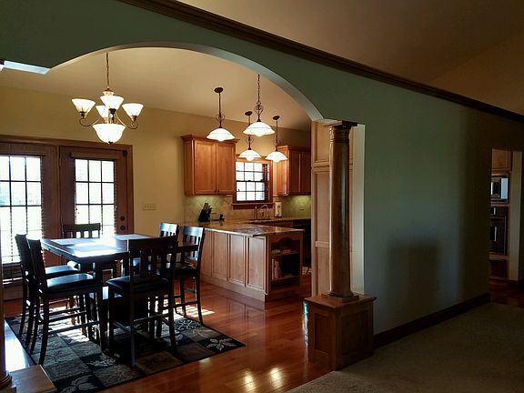 4th image of 1419 Charlestown Ct