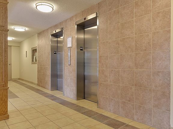 3rd image of 50 Tripp Blvd #1257453