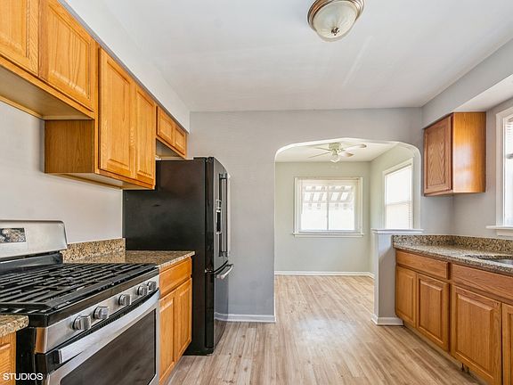 4th image of 12911 S Parnell Ave