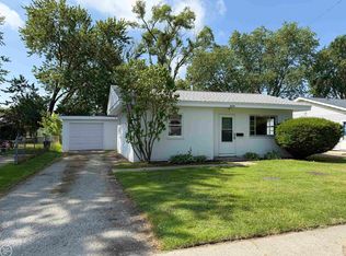 2546 Spruce St, Port Huron, MI 48060