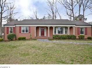 204 E Brook Run Dr, Henrico, VA 23238