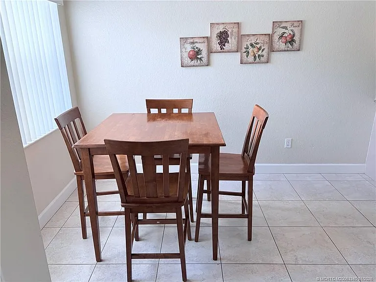 4210 Gator Trace Ave #B — Photo 4