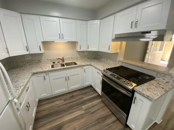 20336 Cohasset St, Winnetka, CA