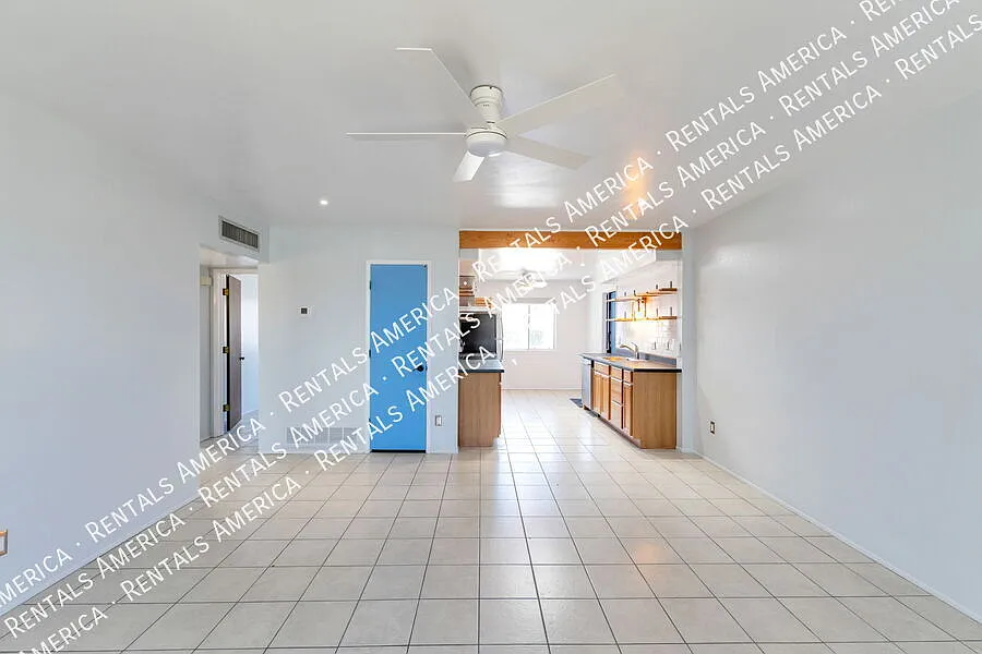 Miramonte-Single story 2 bedroom condo with Garage!! — Photo 3