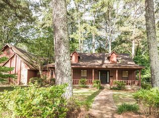 101 Shane Ln, Florence, AL 35634