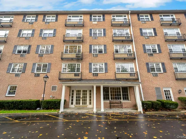 4 Consulate Dr 1B, Tuckahoe, NY 10707