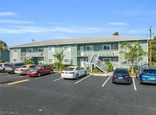 140 Cypress Way E #4, Naples, FL 34110