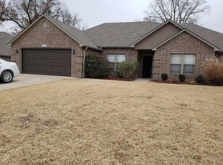 2940 Plateau Dr, Conway, AR 72032