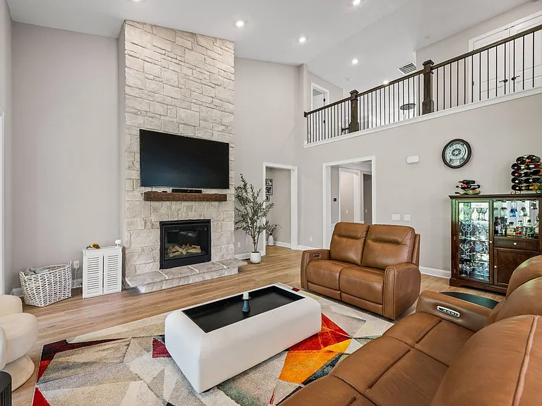 233 Lake Balaton Dr — Photo 52