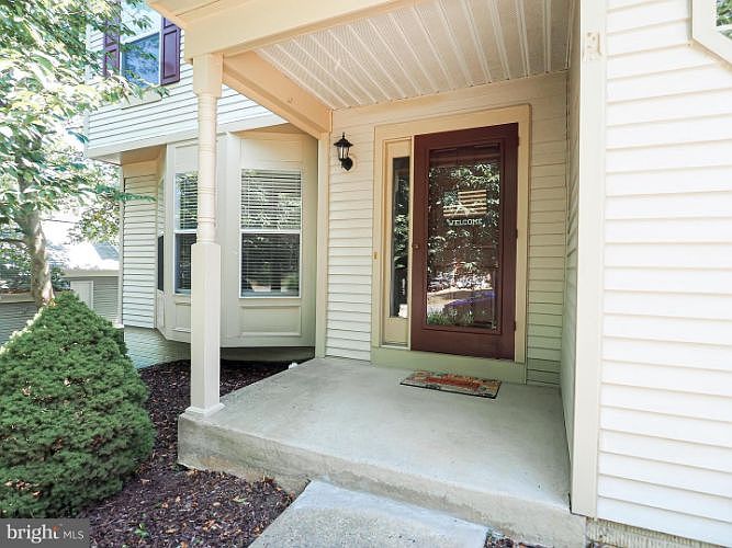 1st image of 1115 Richmond Dr
