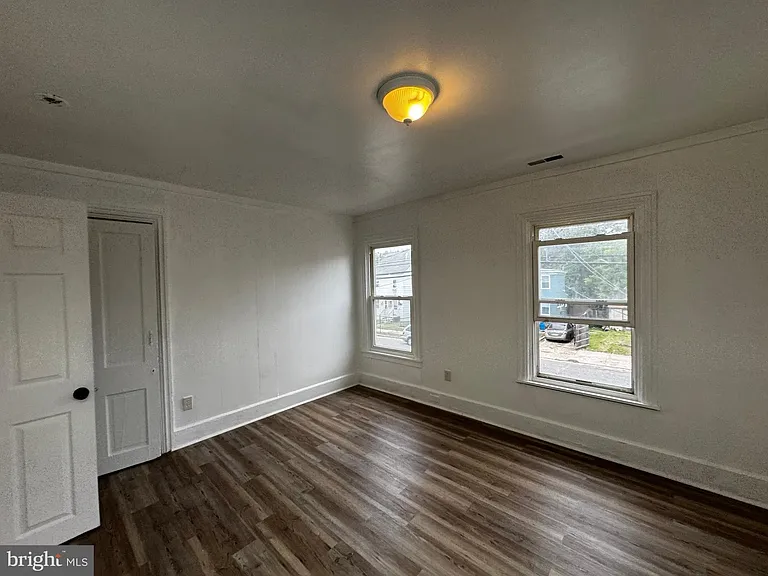 323 E Vine St #2 — Photo 9