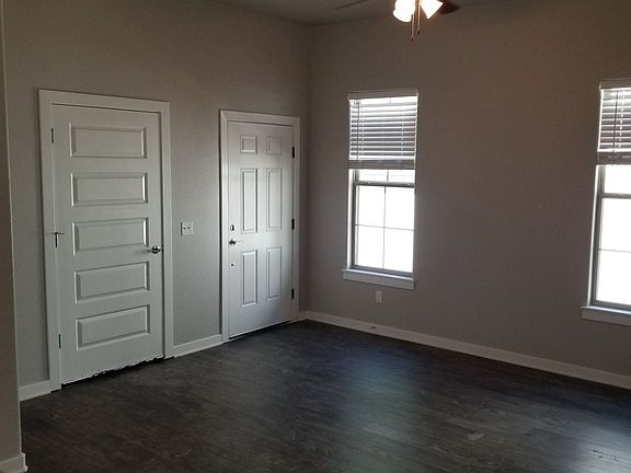2nd image of 2383 W Houston St