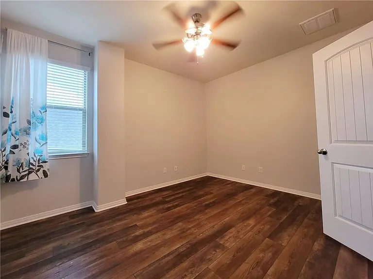 4601 Rolling Water Dr — Photo 17