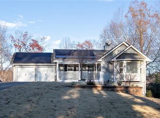 3828 Clubhouse Dr, Gainesville, GA 30501