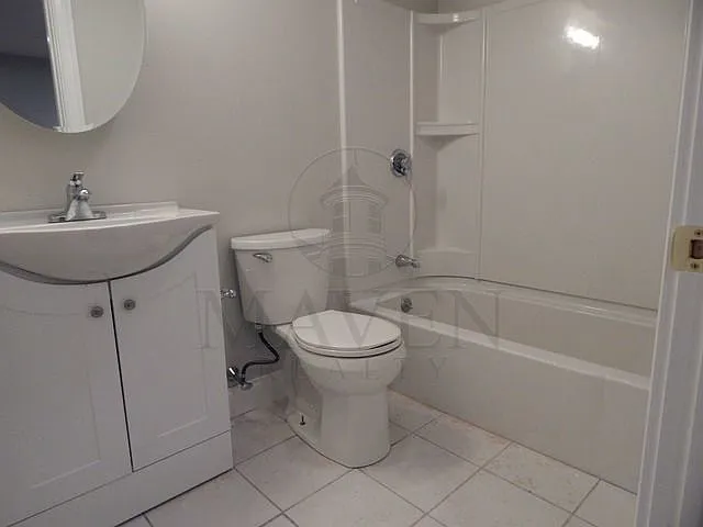478 Medford St #B — Photo 5