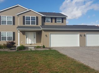 7406 Finzel Rd, Whitehouse, OH 43571