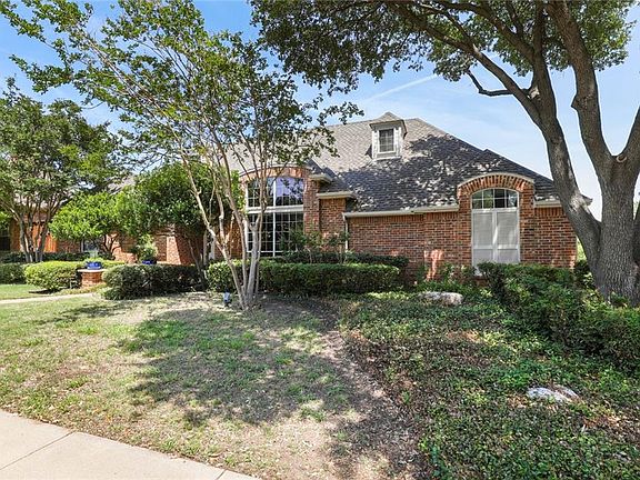 3rd image of 2802 Miramar Dr