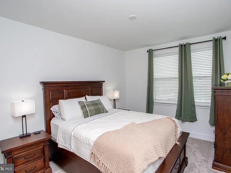 233 Lewis Fisher Dr #ST — Photo 20