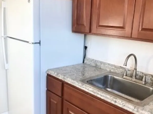 115 3rd St Floor 2, Passaic, NJ 07055