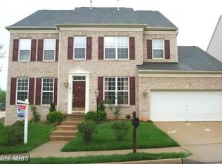 11811 Robertson Farm Cir, Fairfax, VA 22030