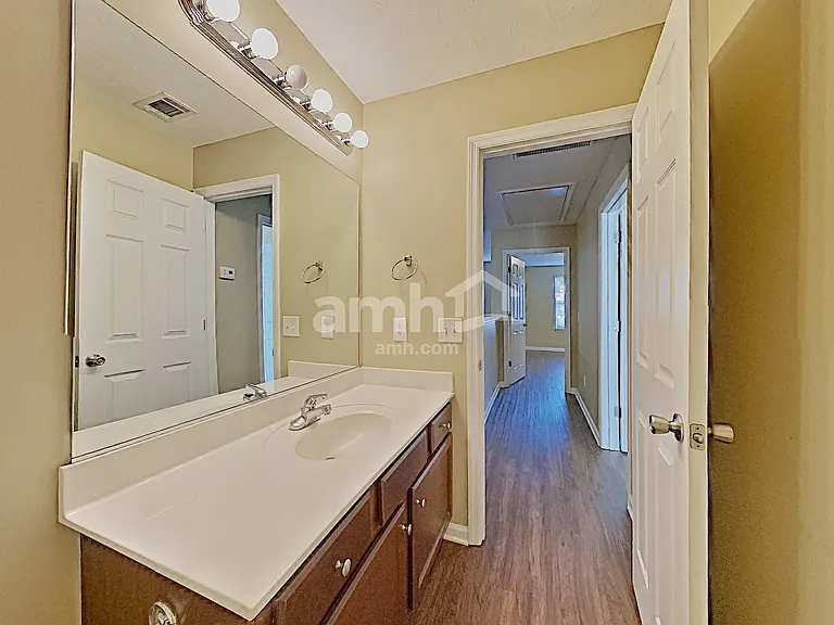 103 Porter Ct — Photo 13