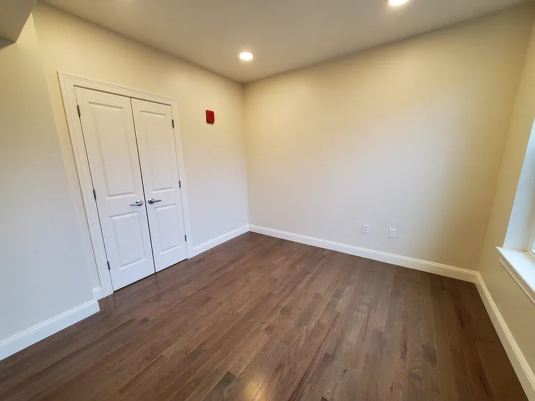 39 Herrick Rd #204 — Photo 12