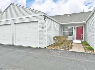 3473 Ivy Hill Cir UNIT D, Cortland, OH