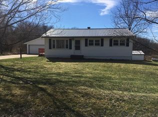 2200 Barr St, Hillsdale, MI 49242