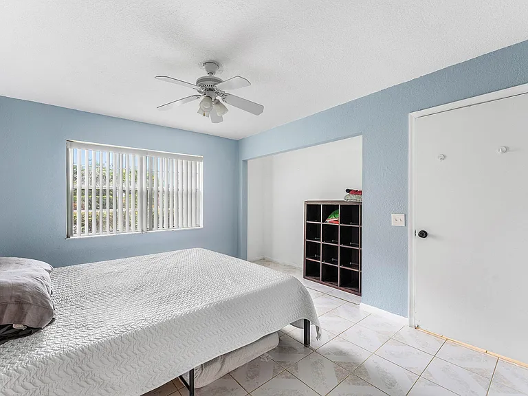170 Waterside Dr #170 — Photo 9
