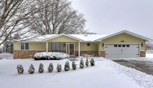 4845 Hiland Dr Photo 1