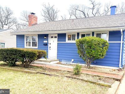 9033 Volta St, Lanham, MD, 20706
