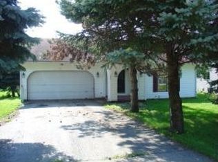 403 Redman Way SW, Poplar Grove, IL 61065