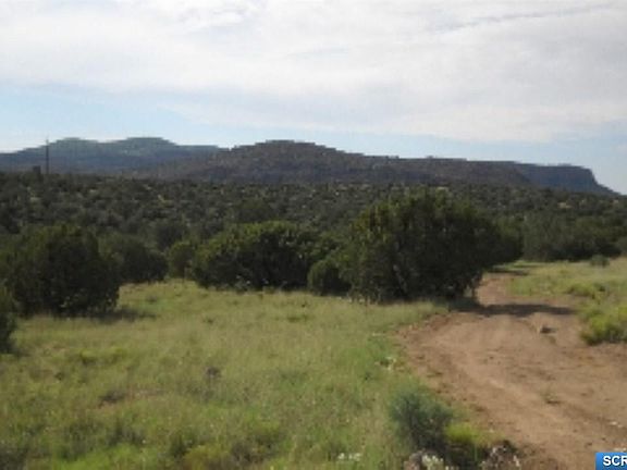 5th image of Alta Vista Dr