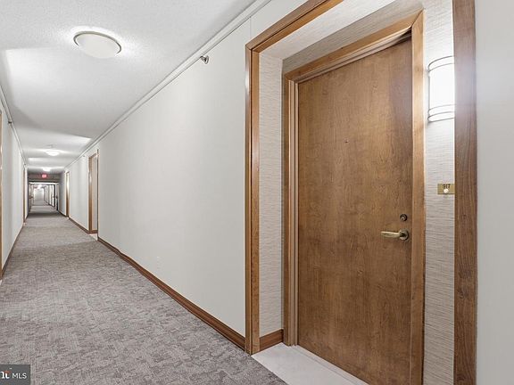 4th image of 5505 Seminary Rd APT 917N