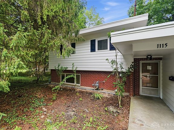 4th image of 1115 Xenia Ave