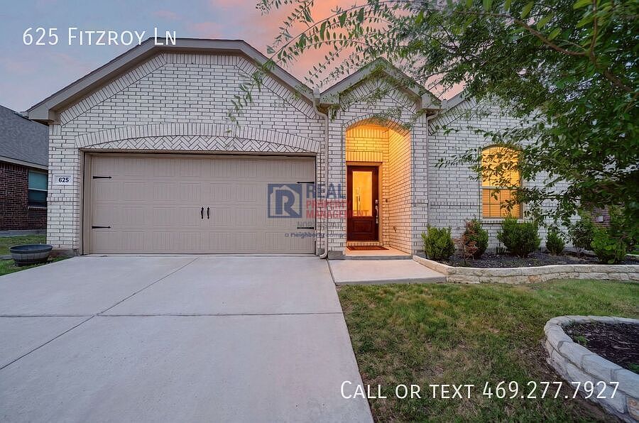 1st image of 625 Fitzroy Ln