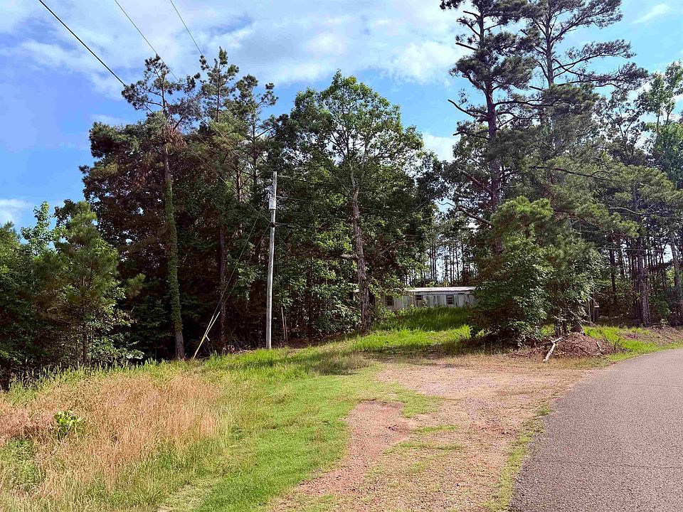 1st image of 950 Feddie Davis Rd
