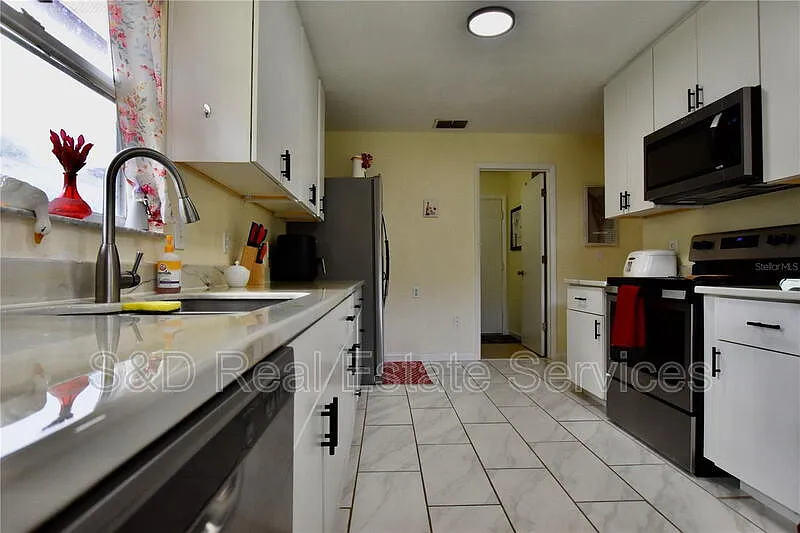 2 bed, 2.0 bath, 1193 sqft, $2,060 — Photo 4