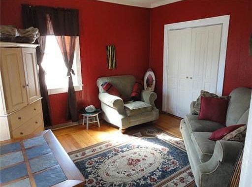2nd image of 22 Homer St