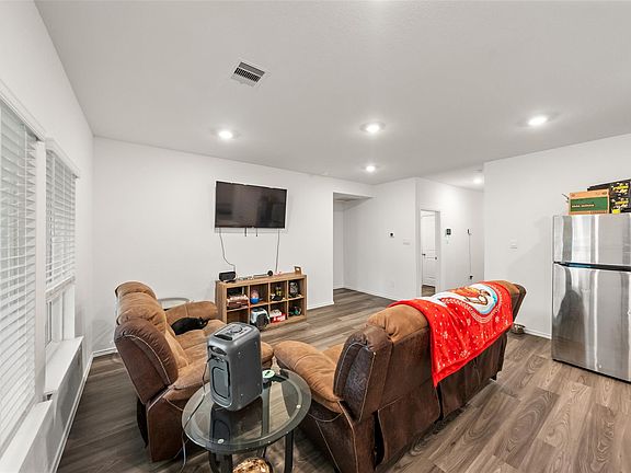 4th image of 14505 Sunny Place Dr