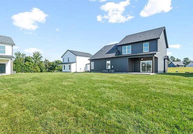 1026 Cherry Acres Dr — Photo 15
