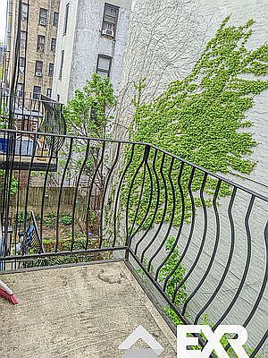 4th image of 2012 Bedford Ave #3F