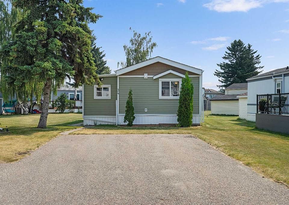 1st image of 34 Burroughs Pl NE