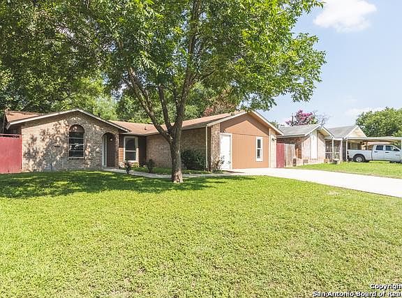 4th image of 4415 Hickory Hill Dr