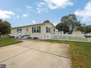 94 Patricia Ln, Mount Laurel, NJ 08054