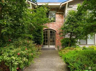 8017 234th St SW APT 305, Edmonds, WA