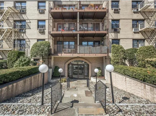 2261 Palmer Avenue #2A, New Rochelle, NY 10801