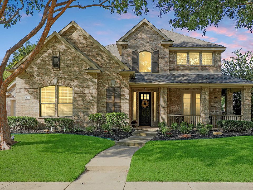 1st image of 804 Woodcliff Dr